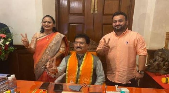 शिवसेना उपनेते यशवंत जाधव यांच्या घरी आयटीची धाड
