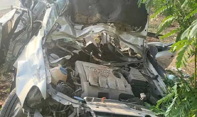 सांगलीत भीषण अपघातात एकाच कुटुंबातील ५ जणांचा मृत्यू