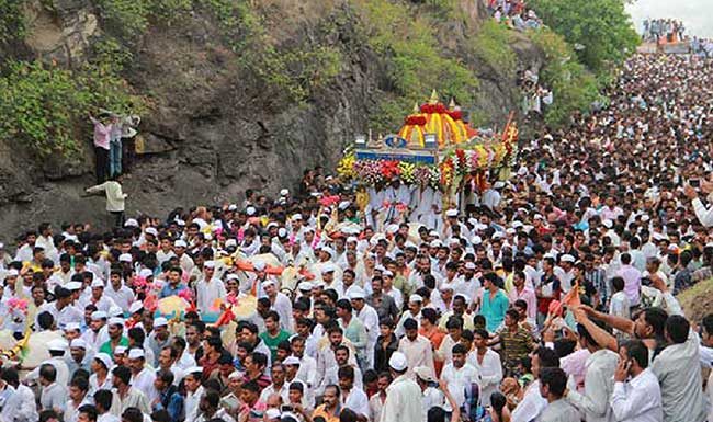 आम्ही 'वारकरी' केव्हा होणार?