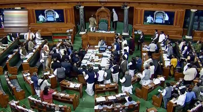 मणिपूर मुद्द्यावरून संसदेचे कामकाज दिवसभरासाठी स्थगित