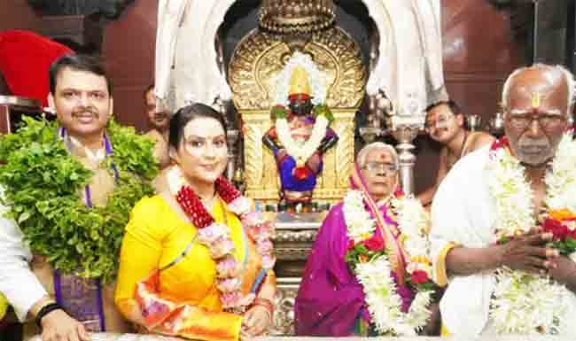 उपमुख्यमंत्र्यांच्या हस्ते सपत्नीक श्रीविठ्ठलाची महापूजा