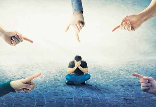 Acharya Atrey : लोक काय म्हणतील?