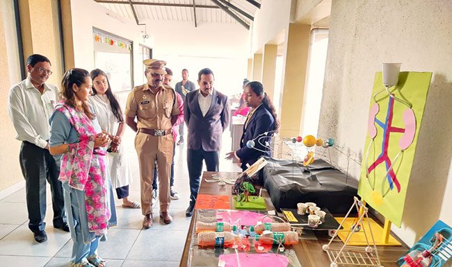 'अपयशातून यशाचा राजमार्ग'