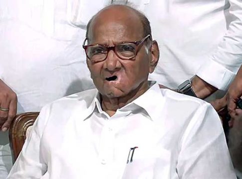Sharad Pawar : तुम्ही काही करताय की मी मैदानात उतरू?
