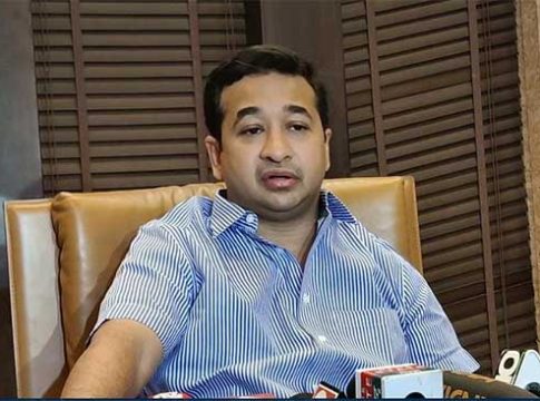 Nitesh Rane : उद्धव ठाकरेंना संजय राऊत करतात ब्लॅकमेल; पक्ष संपला तरी ठाकरे आहेत गप्प!