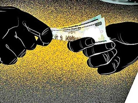 Extortion: १० लाखांची खंडणी मागून दिली जीवे मारण्याची धमकी