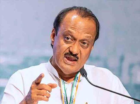 Ajit Pawar : नौटंकी करुन महाराष्ट्राचं भलं होणार नाही