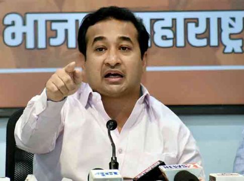 Nitesh Rane : हा बाळासाहेबांचा मुलगा होऊच शकत नाही!... उद्धव ठाकरेच्या डीएनए तपासणीची गरज...