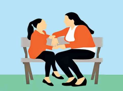 Menstrual cycle : मासिक पाळीबद्दल संवाद होणे गरजेचे...