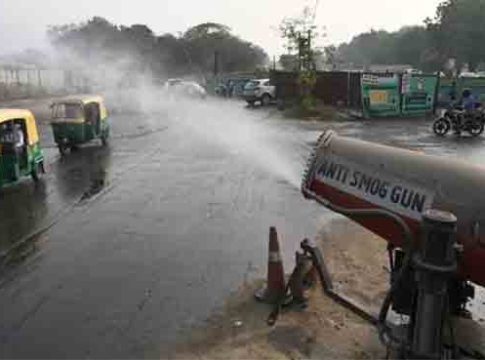दिल्लीची हवा तीन वर्षांनंतर सर्वात खराब