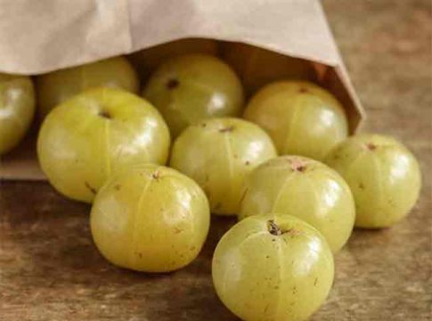 Health: दररोज आवळ्याचे सेवन करण्याचे हे आहेत चमत्कारी फायदे