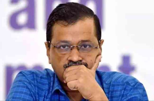 केजरीवालांची स्टंटबाजी