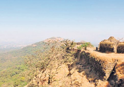महाराष्ट्राच्या गड-किल्ल्यांचे संरक्षण आणि संवर्धनासाठी राज्य सरकारची महत्त्वपूर्ण पावले