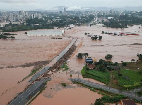Brazil flood : ब्राझीलमध्ये पावसाचा हाहाकार! ५७ हून अधिक मृत्यू तर हजारो लोक बेपत्ता