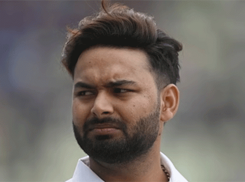 Delhi Capitals : ऋषभ पंतवर बीसीसीआयची निलंबनाची कारवाई! ३० लाखांचा दंडही ठोठावला