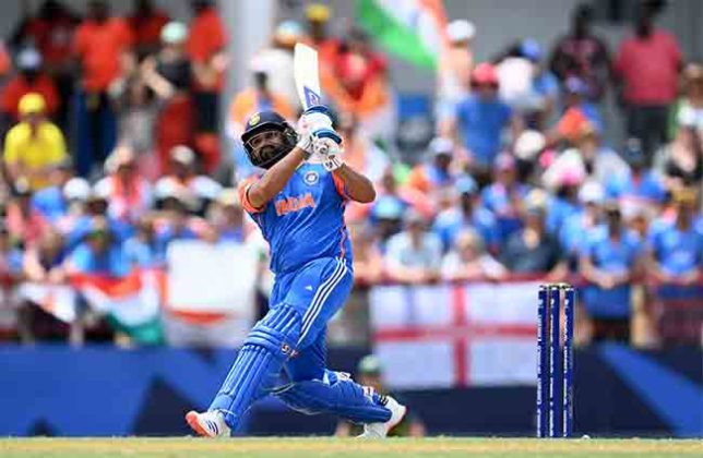 IND vs AUS: रोहितची दमदार खेळी, भारताचे ऑस्ट्रेलियाला २०६ धावांचे आव्हान