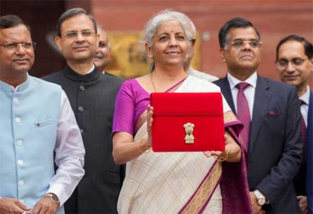 Union budget 2024 : भारताचा अर्थसंकल्प गरीब, महिला, तरुण आणि शेतकरी यांवर केंद्रीत!