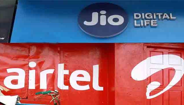 Jio vs Airtel: दररोज २ जीबी डेटा देणारा जबरदस्त रिचार्ज प्लान