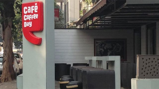 कॉफीप्रेमींना धक्का! Cafe Coffee Day होणार बंद?