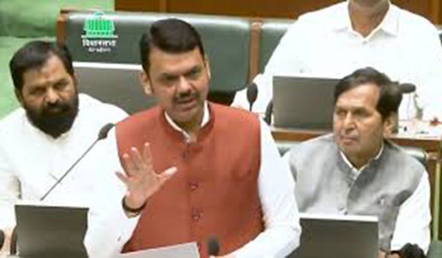 चॅम्पियन्स चषक जिंकणाऱ्या भारतीय क्रिकेट संघाचे विधानसभेत अभिनंदन