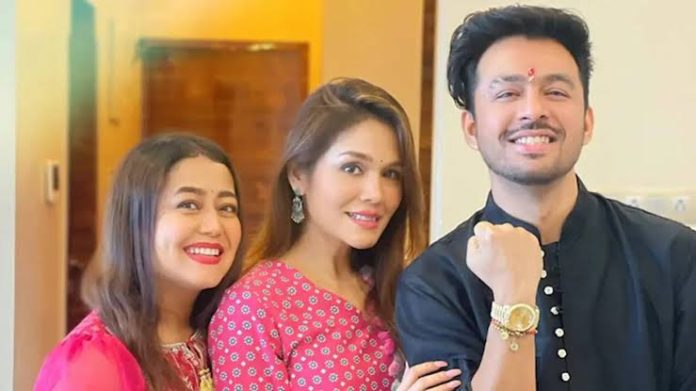 गायिका सोनू कक्करचे 'सिबलिंग डिवोर्स' : बहीण नेहा आणि भाऊ टोनीशी तोडले नाते, पण का?