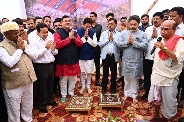 जिल्ह्याची उत्पादन क्षमता वाढवा, दरडोई उत्पन्न वाढीसाठी साथ द्या