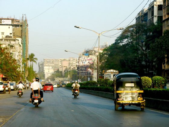 वांद्रे-वर्सोवा पुलाला स्थानिकांचा विरोध