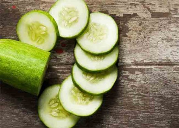 Health: काकडी सोलून खावी की न सोलता? जाणून घ्या योग्य पद्धत