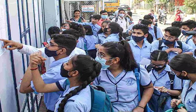 पुणे विभागाच्या निकालात तीन टक्क्यांहून अधिक घट