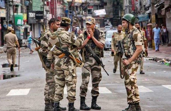 जम्मू-काश्मीर: पूंछमध्ये चकमक, दोन दहशतवाद्यांना कंठस्नान