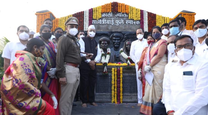 सावित्रीबाई खऱ्या अर्थाने देशातील स्त्रीशिक्षणाच्या जननी - उपमुख्यमंत्री