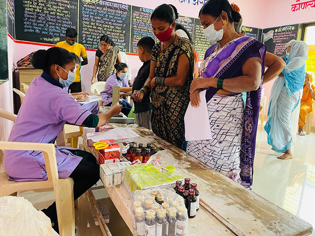 अंजप येथे मोफत आरोग्य तपासणी शिबीर संपन्न