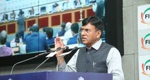 आत्मनिर्भर भारताद्वारे भारतीय उत्पादने जगभरात पोहोचतील: डॉ. मनसुख मंडवीया