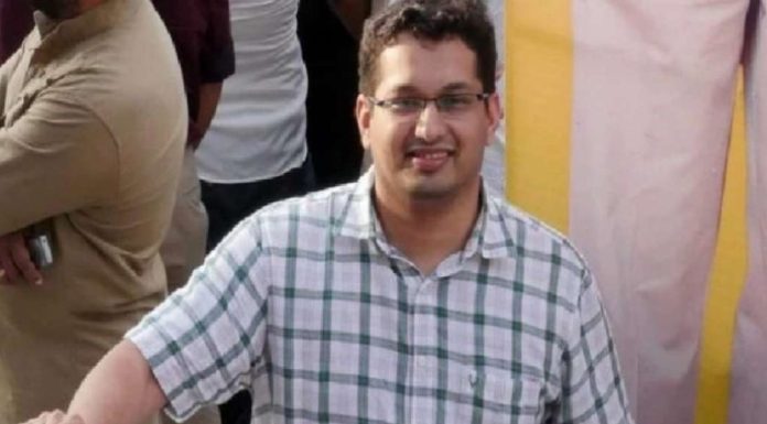 गोव्यात उत्पल पर्रिकर ८०० मतांनी पराभूत