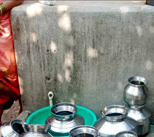 बार्डी गावातील ग्रामस्थांचे पाण्यासाठी होत आहेत हाल