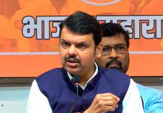 Devendra Fadnavis : ‘लोकसभेच्या पराभवाची जबाबदारी मी स्वीकारतो; मला सरकारमधून मुक्त करा’
