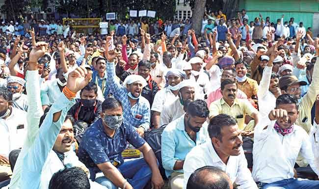 आंदोलक की हल्लेखोर ?