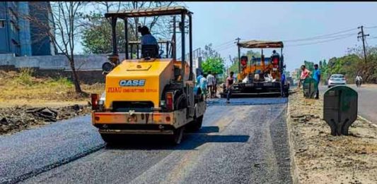 CAG Report : महाराष्ट्रात रस्ते बांधकामातील दिरंगाईमुळे २०३ कोटींचे नुकसान