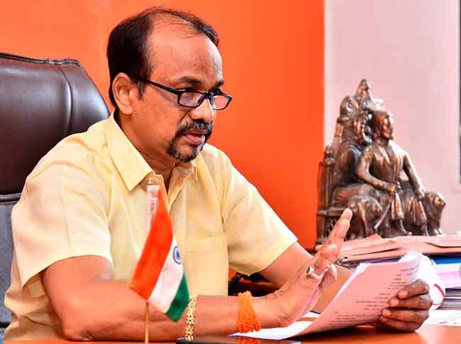 मालवणात शिवसेनेला धक्का