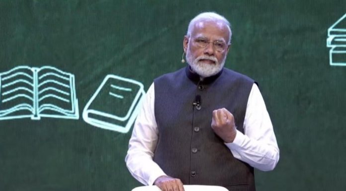 तिस्ता सेटलवाड, अहमद पटेलांनी रचला होता मोदींना अडकवण्याचा कट