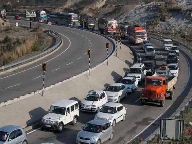 नाशिक महामार्गाच्या रुंदीकरणामुळे ठाणेकरांचा द्राविडी प्राणायाम