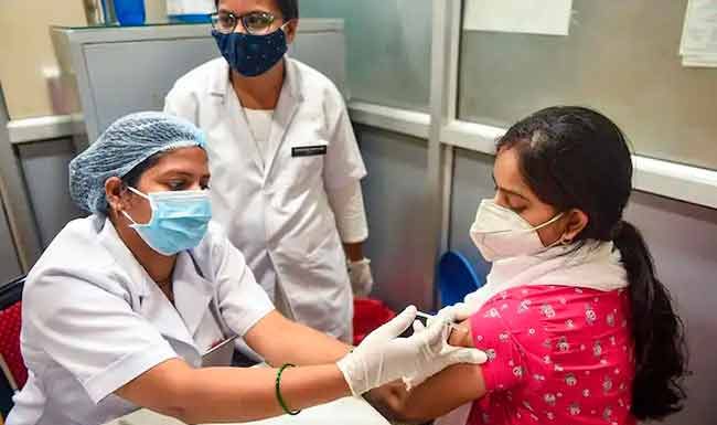 आंतरराष्ट्रीय प्रवासासाठी बुस्टर डोसच्या कालावधीत कपात