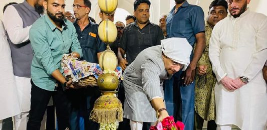 औरंगजेबचे थडगे जमीनदोस्त करण्याची मनसेची मागणी