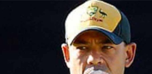 ऑल राऊंडर ऑस्ट्रेलियन क्रिकेटपटू अँड्र्यू सायमंड्सचा अपघाती मृत्यू