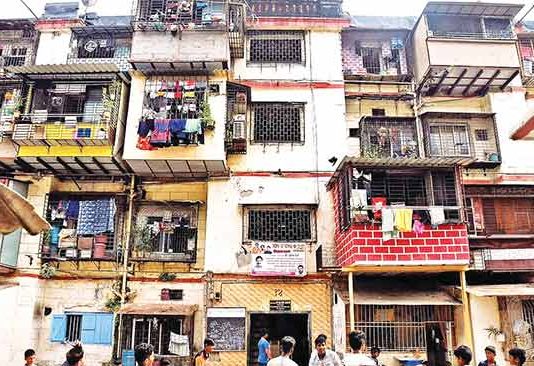 घरांसाठी मोजा ५० लाख!