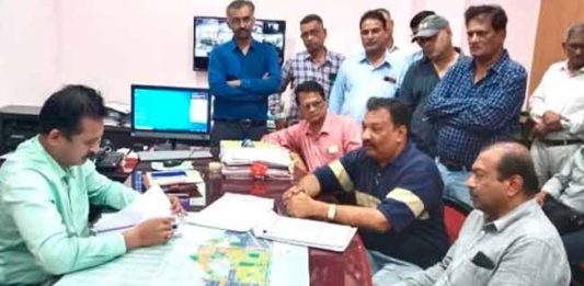 पाण्यासाठी कारखानदार आक्रमक