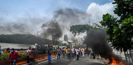 श्रीलंकेतील हिंसाचारात ८ जणांचा मृत्यू