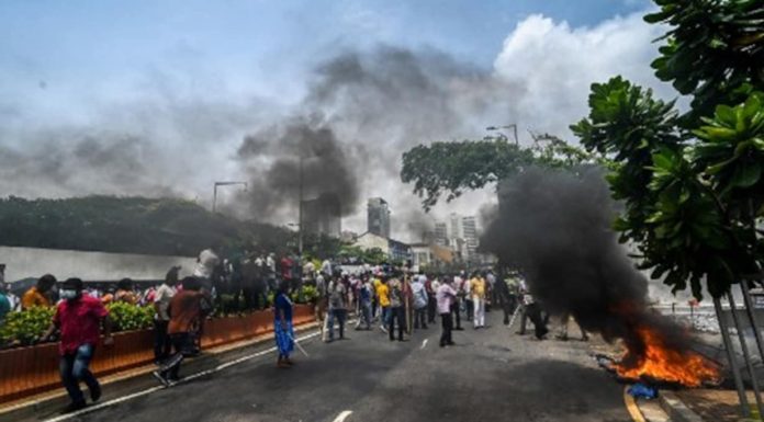 श्रीलंकेतील हिंसाचारात ८ जणांचा मृत्यू