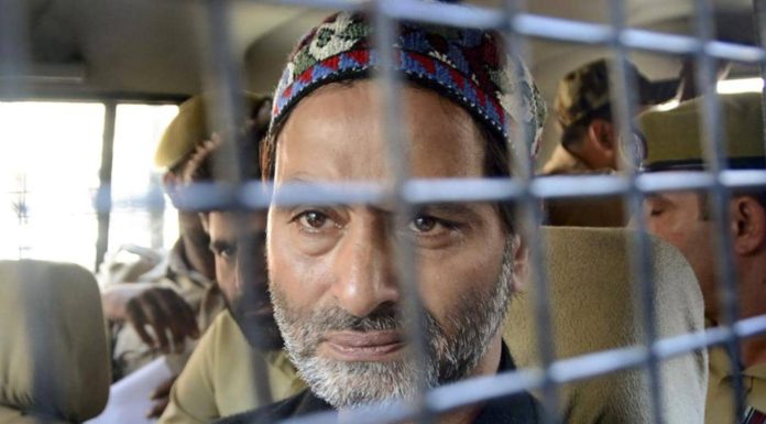 फुटीरतावादी यासिन मलिकला अखेर जन्मठेप