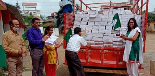 जिल्ह्यात शाळा सुरू होण्याच्या पहिल्याच दिवशी मिळणार पाठयपुस्तके